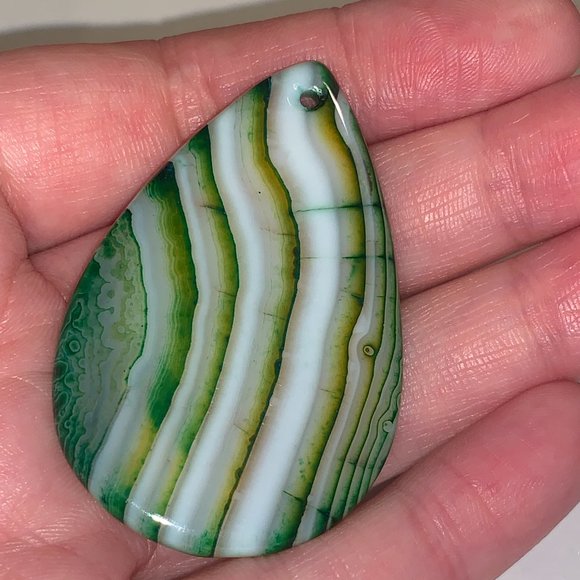 Green and white Teardrop Agate Focal Drop - Picture 3 of 6